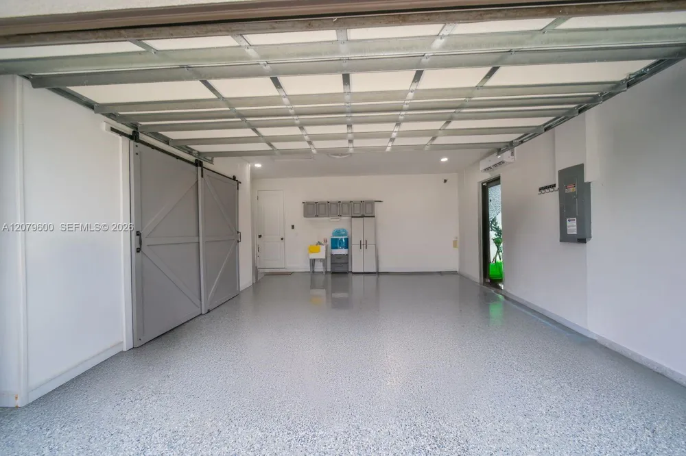 609 Clayton Ave Lehigh Acres, FL 33972