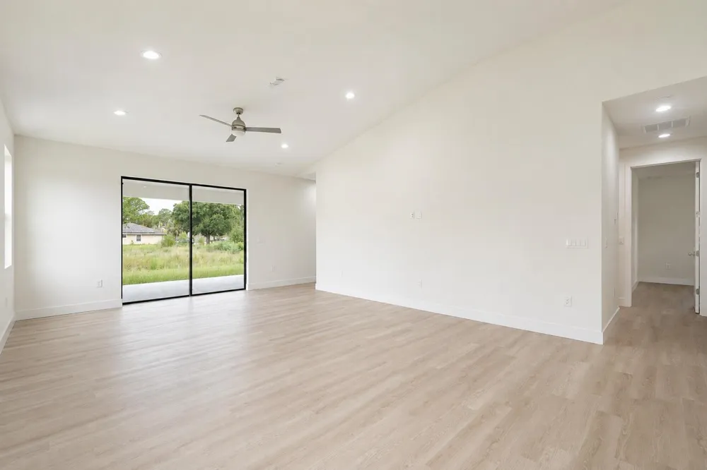 460 GRENADIER AVENUE NW Palm Bay, FL 32907