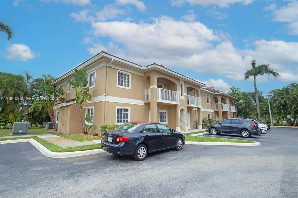 911 Hillcrest Ct #7 Hollywood, FL 33021