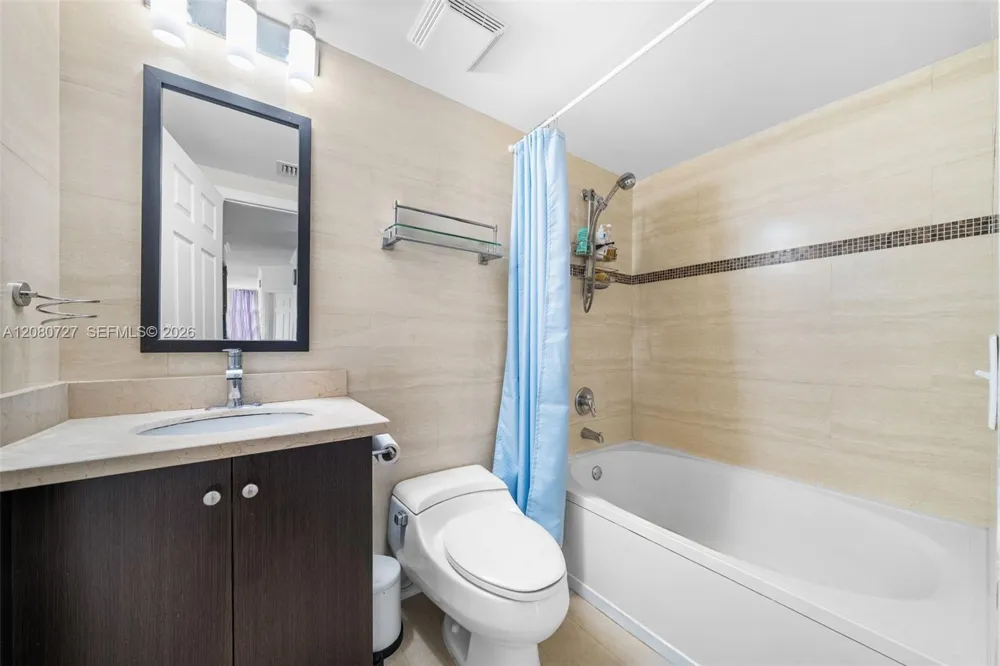 17150 Bay Rd #2516 Sunny Isles Beach, FL 33160