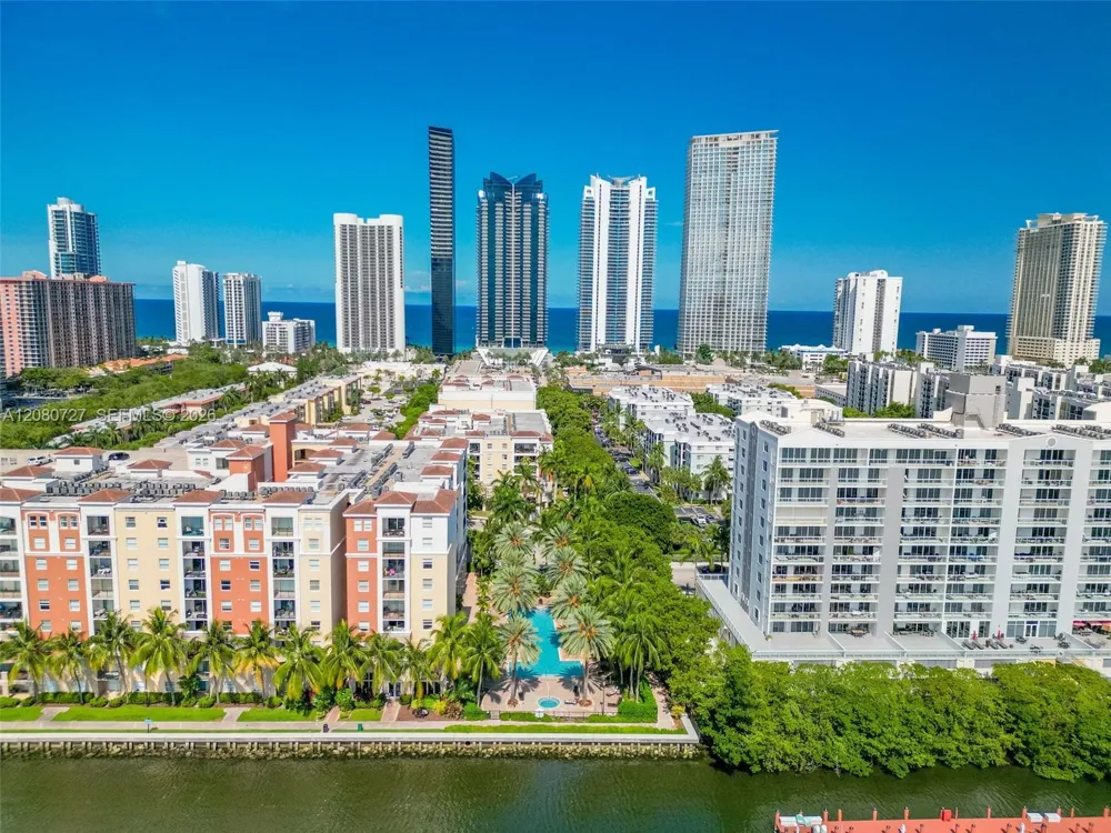 17150 Bay Rd #2516 Sunny Isles Beach, FL 33160