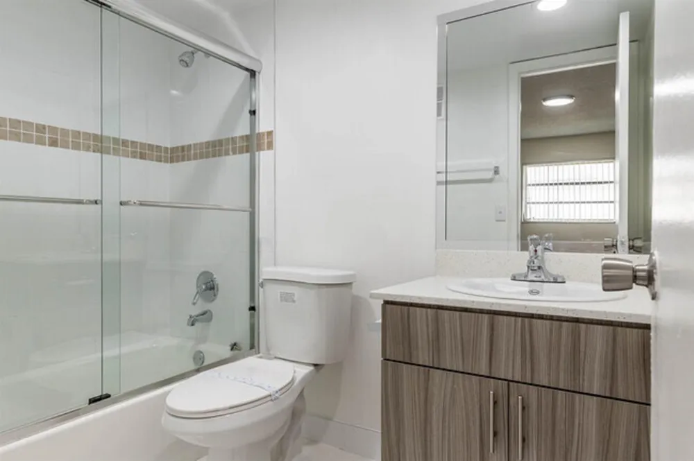 401 NW 34 STREET #86-115 Pompano Beach, FL 33064