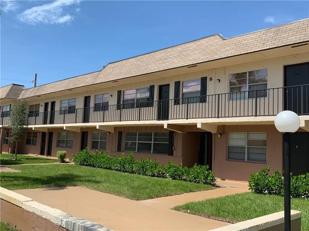 401 NW 34 STREET #86-115 Pompano Beach, FL 33064