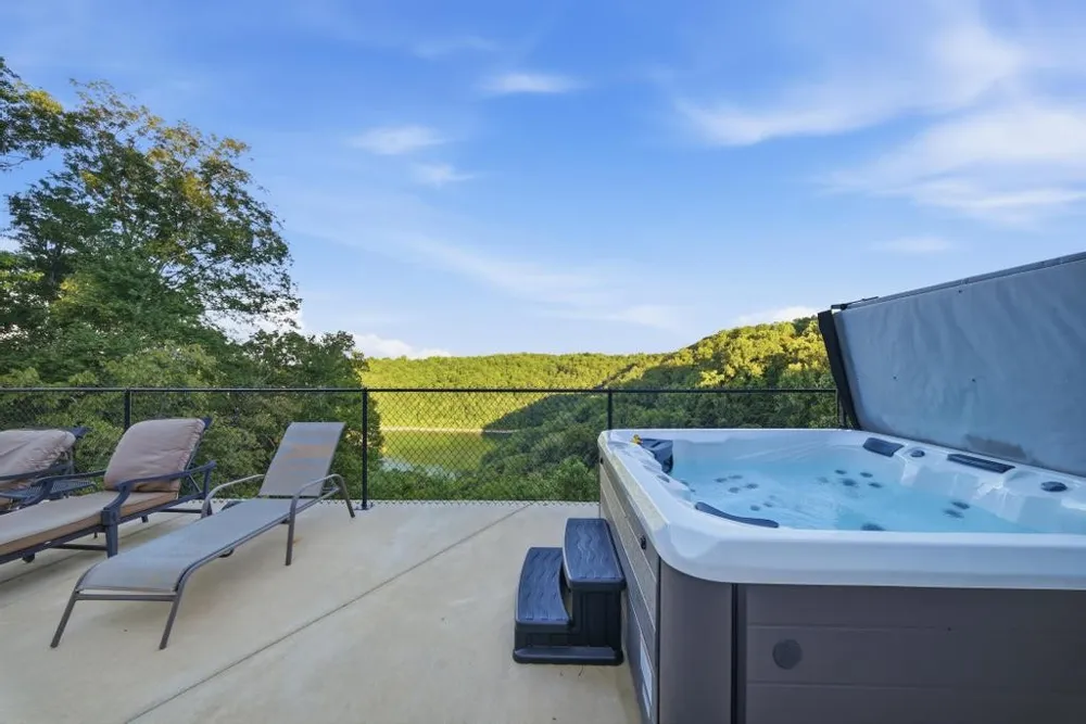1200 Pine Orchard Rd Smithville, TN 37166
