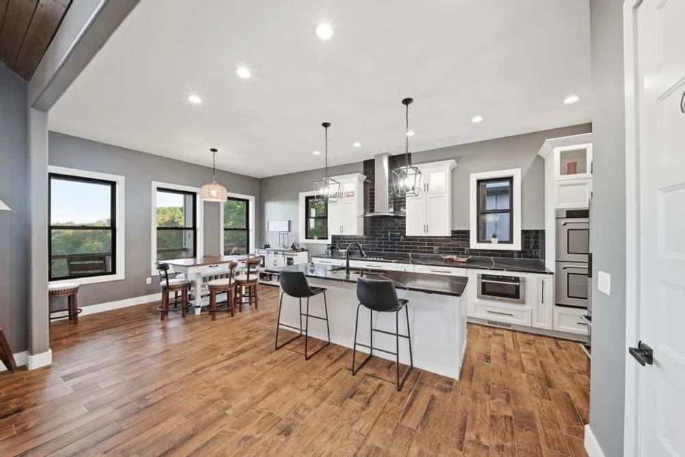 1200 Pine Orchard Rd Smithville, TN 37166