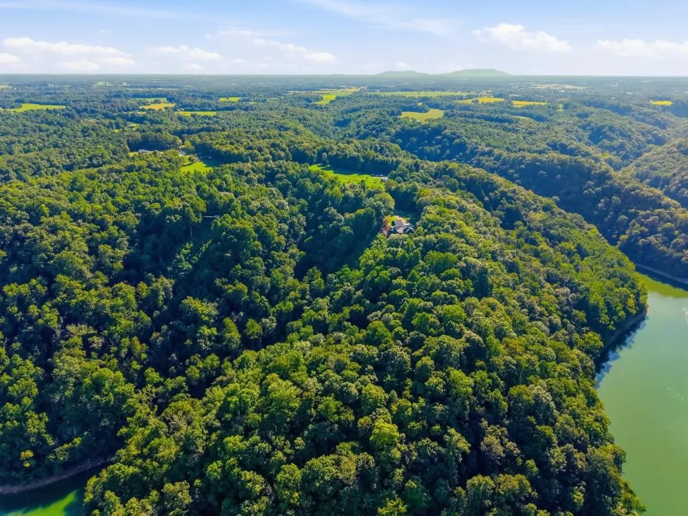 1200 Pine Orchard Rd Smithville, TN 37166