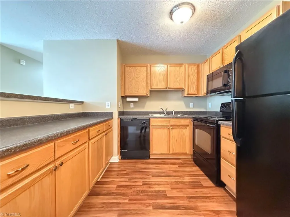 1860 Crest Hollow Drive #203 Winston-Salem, NC 27127