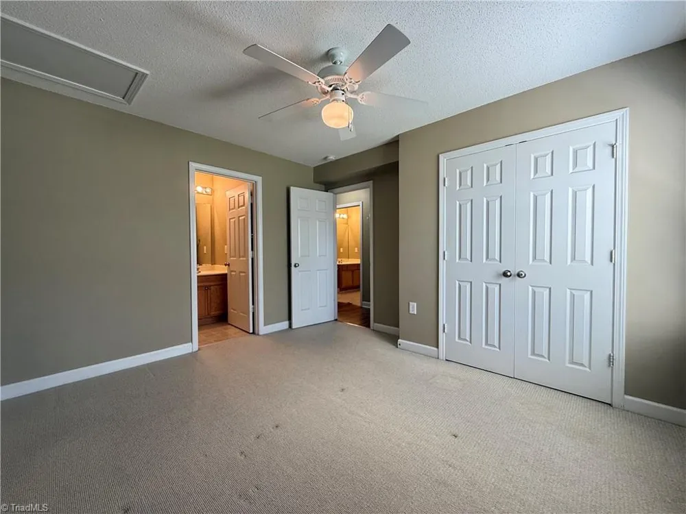 1860 Crest Hollow Drive #203 Winston-Salem, NC 27127