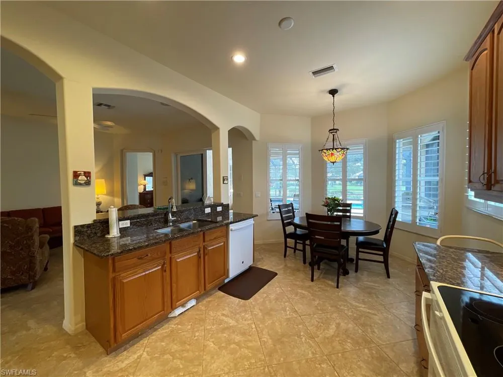 6478 Waverly Green Way Naples, FL 34110