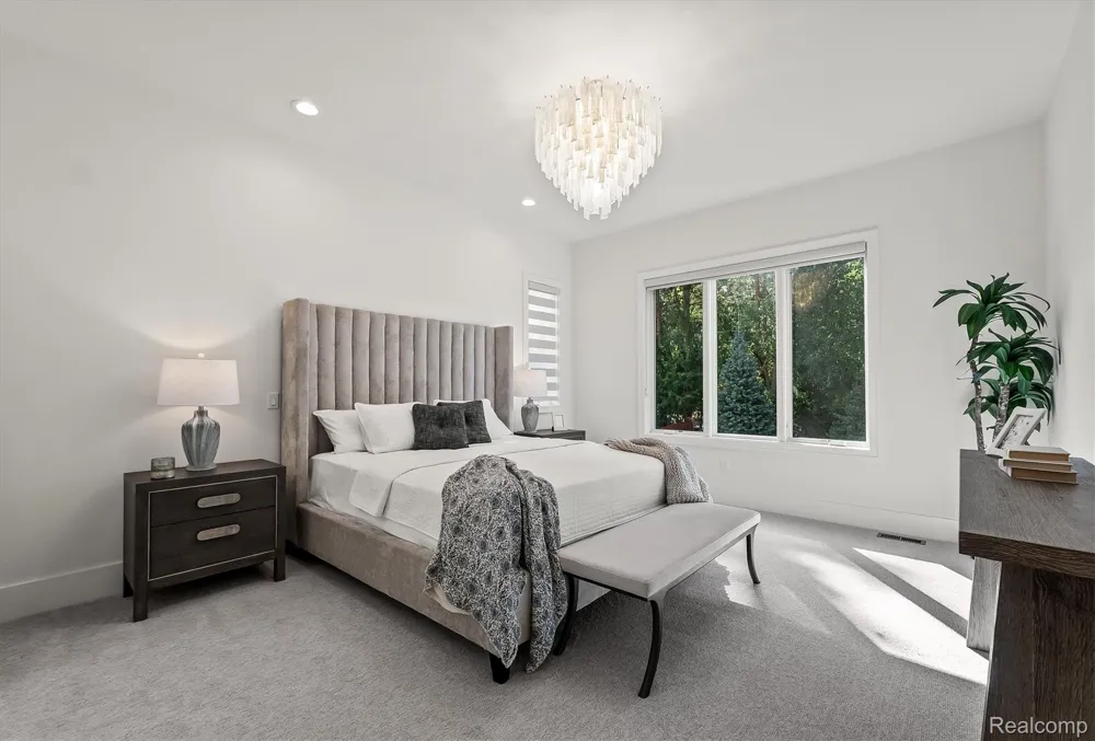 4182 Prescott Park Circle West Bloomfield Charter Township, MI 48323