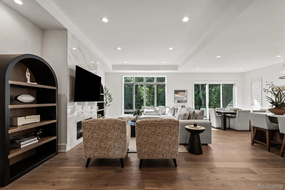 4182 Prescott Park Circle West Bloomfield Charter Township, MI 48323