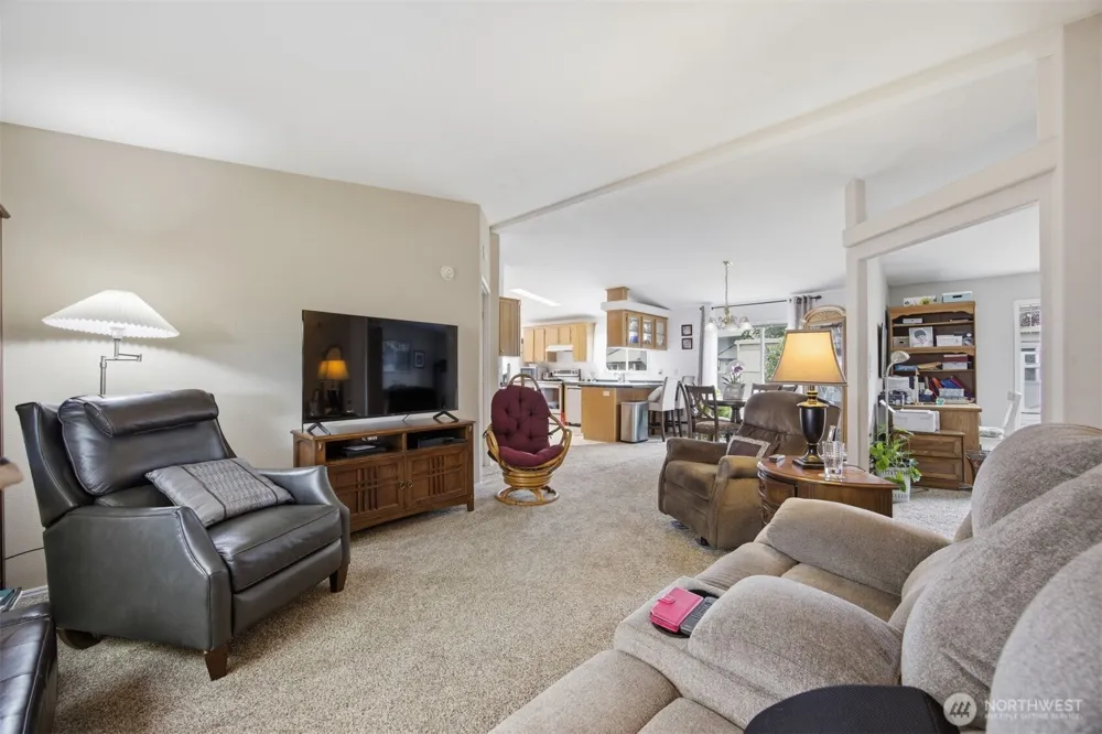 380 E Pole Road #6 Lynden, WA 98264