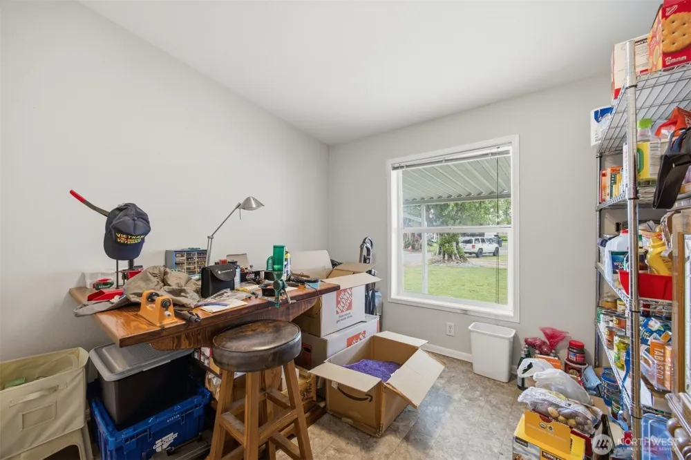 380 E Pole Road #6 Lynden, WA 98264
