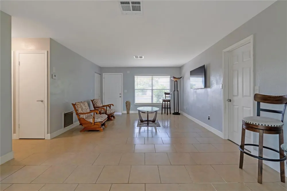 2633 BEAL STREET Deltona, FL 32738