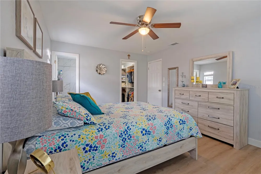 2633 BEAL STREET Deltona, FL 32738