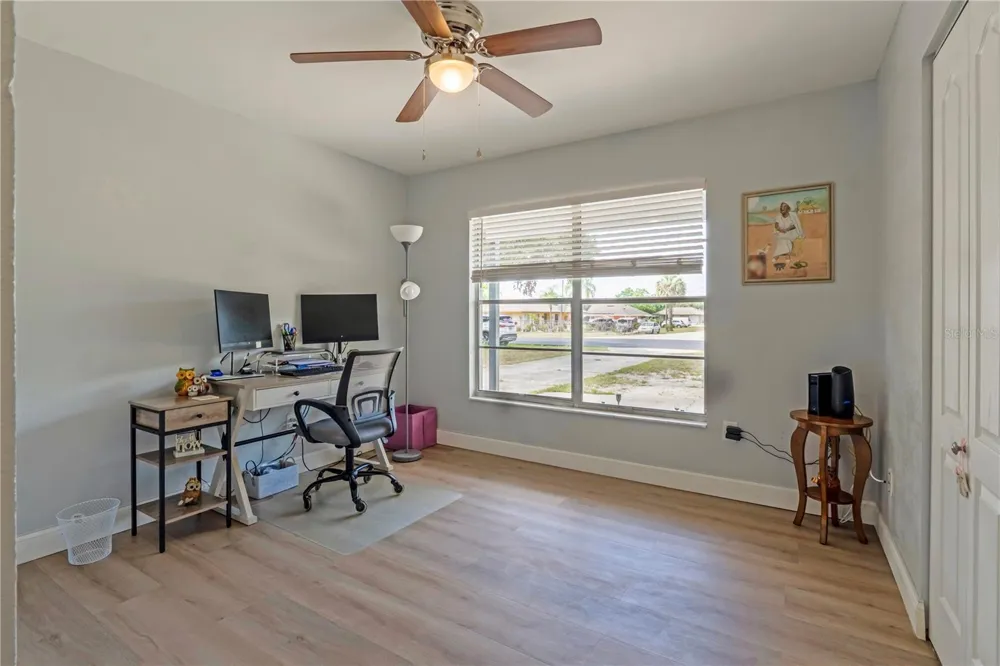 2633 BEAL STREET Deltona, FL 32738