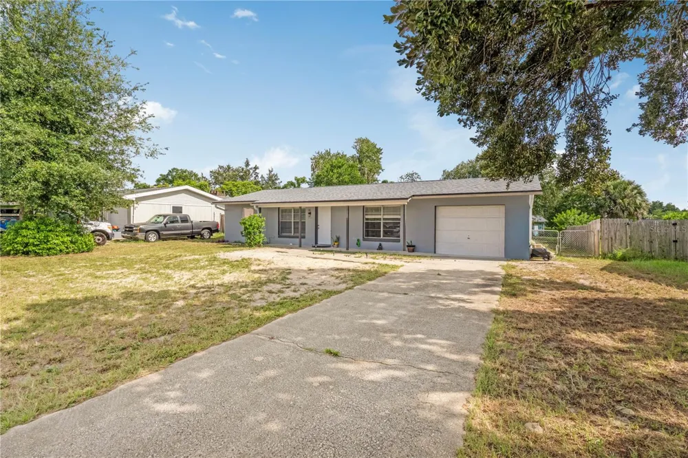 2633 BEAL STREET Deltona, FL 32738