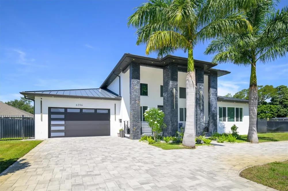 6396 18TH STREET St Petersburg, FL 33702