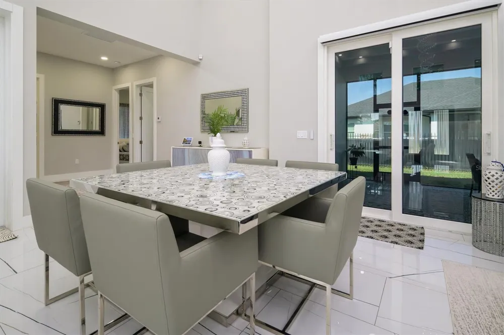 6396 18TH STREET St Petersburg, FL 33702