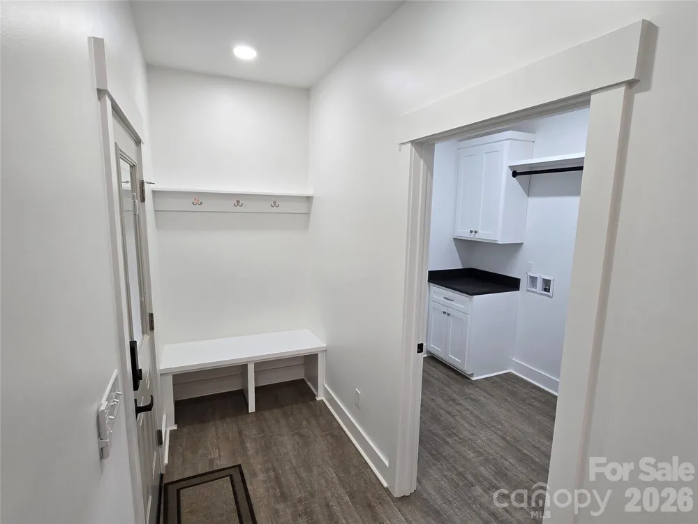 768 8th Street NE Hickory, NC 28601