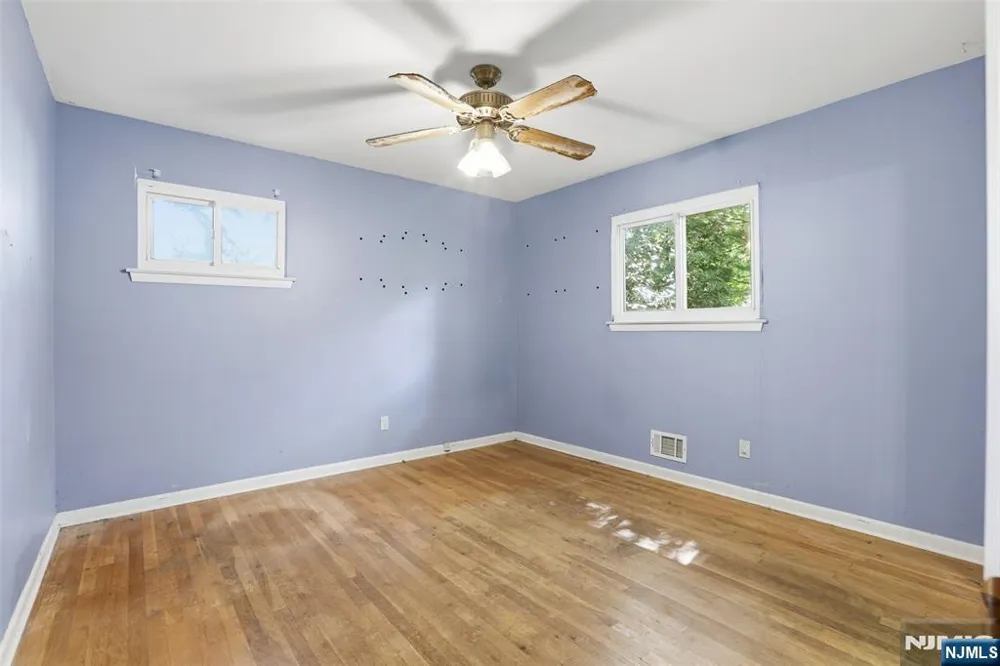 165 Glenn Avenue Norwood, NJ 07648