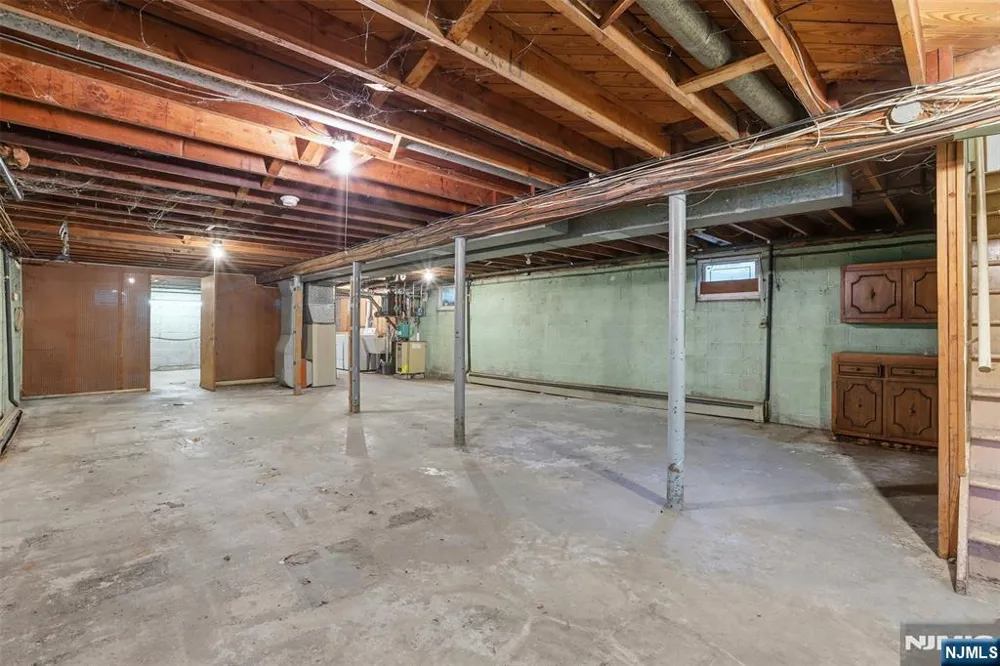 165 Glenn Avenue Norwood, NJ 07648