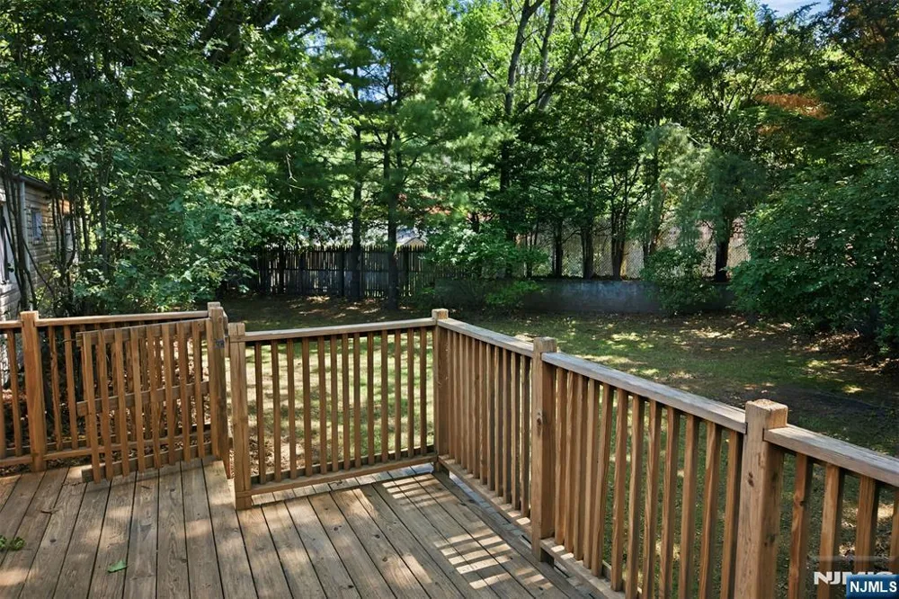 165 Glenn Avenue Norwood, NJ 07648