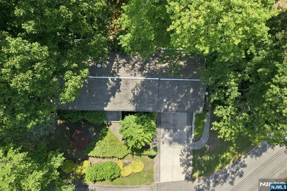 165 Glenn Avenue Norwood, NJ 07648