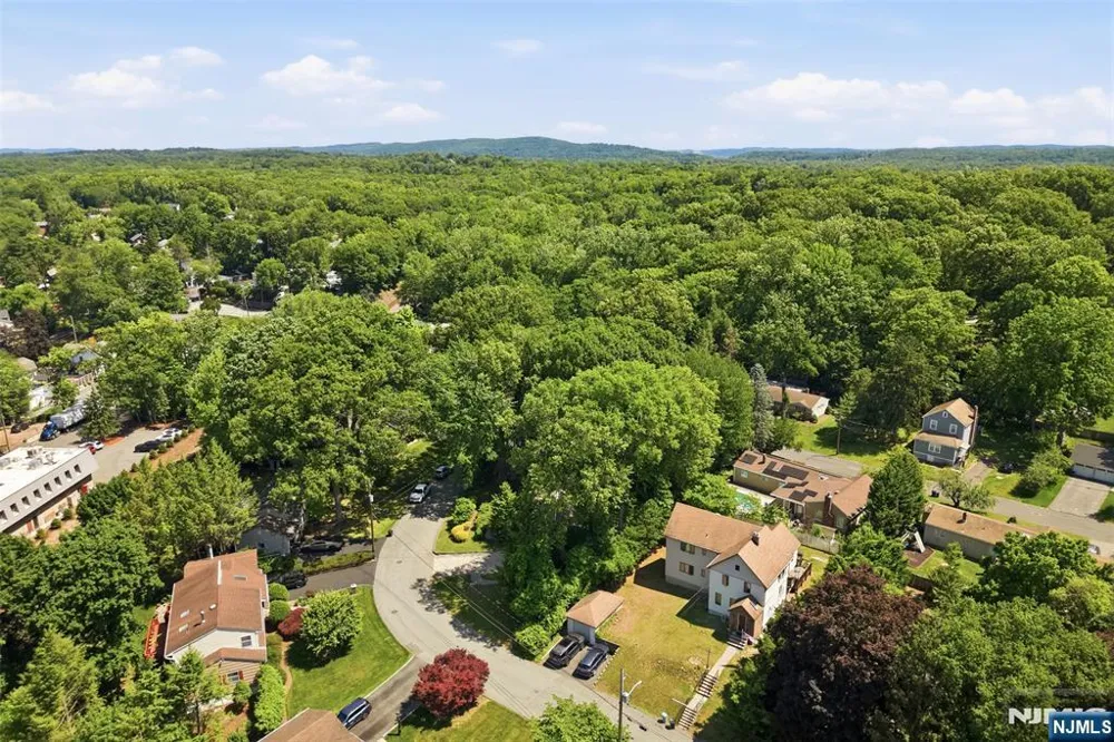 165 Glenn Avenue Norwood, NJ 07648
