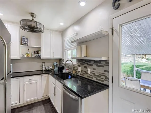 9831 W 105th Avenue Broomfield, CO 80021