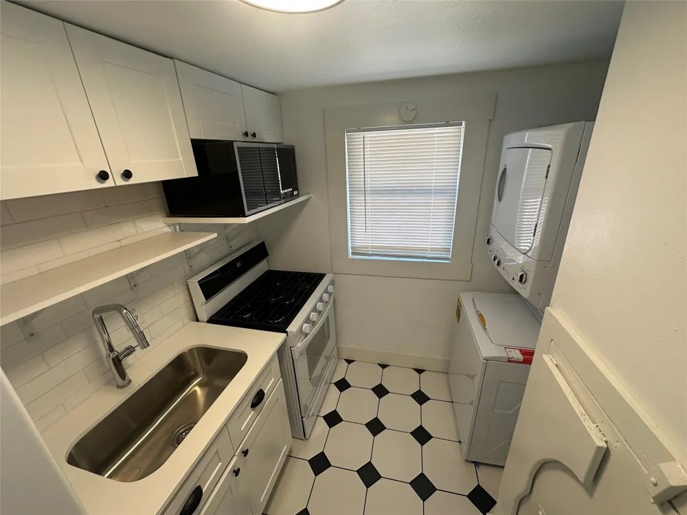 4617 Gaston Avenue #A Dallas, TX 75246