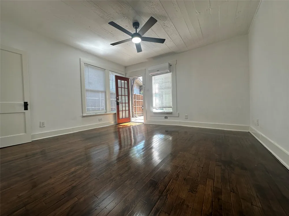 4617 Gaston Avenue #A Dallas, TX 75246
