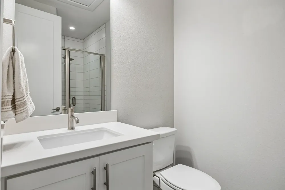 3200 Ross Avenue #37 Dallas, TX 75204