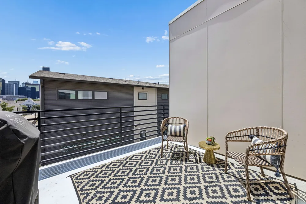 3200 Ross Avenue #37 Dallas, TX 75204