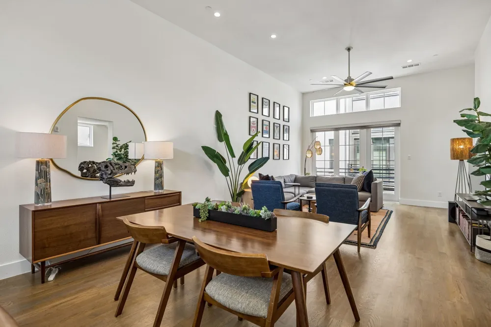 3200 Ross Avenue #37 Dallas, TX 75204