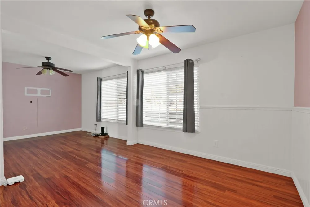 2117 W Ontario Corona, CA 92882