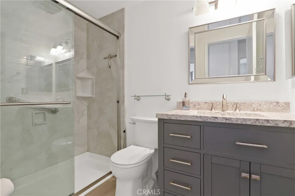 2117 W Ontario Corona, CA 92882