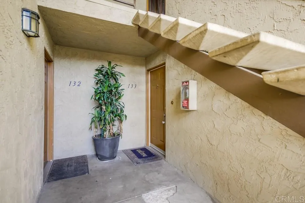 589 Johnson Avenue El Cajon, CA 92020