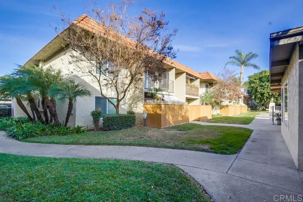 589 Johnson Avenue El Cajon, CA 92020