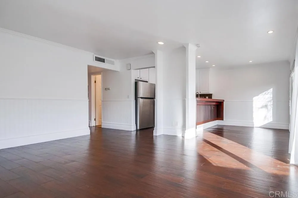 589 Johnson Avenue El Cajon, CA 92020