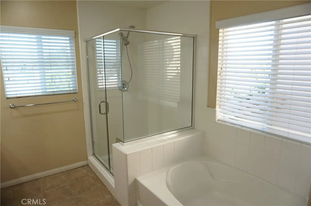 11855 Birch Grove Sylmar, CA 91342