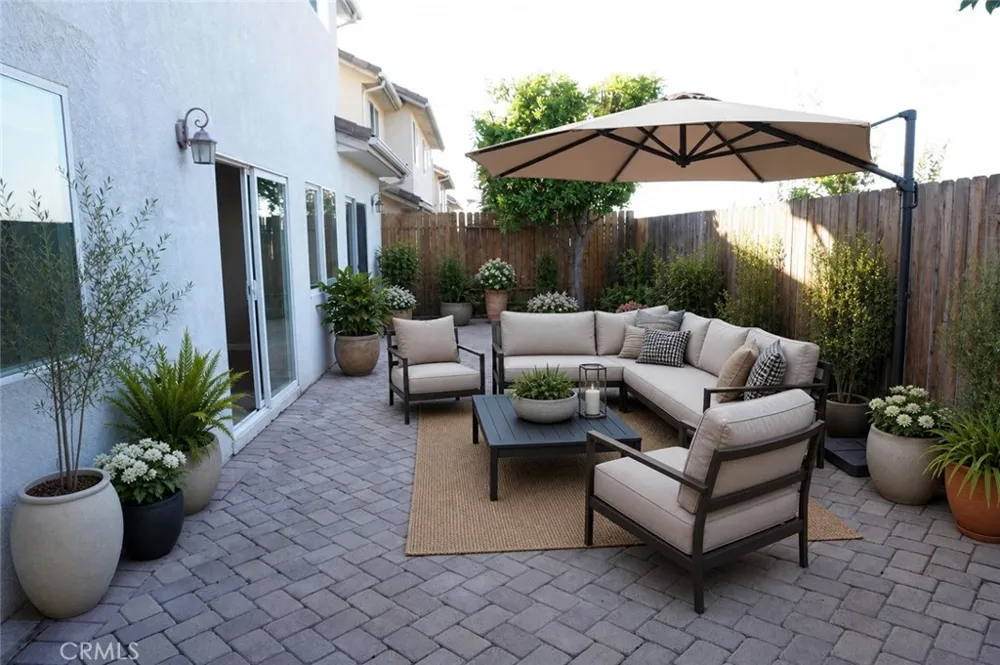 11855 Birch Grove Sylmar, CA 91342