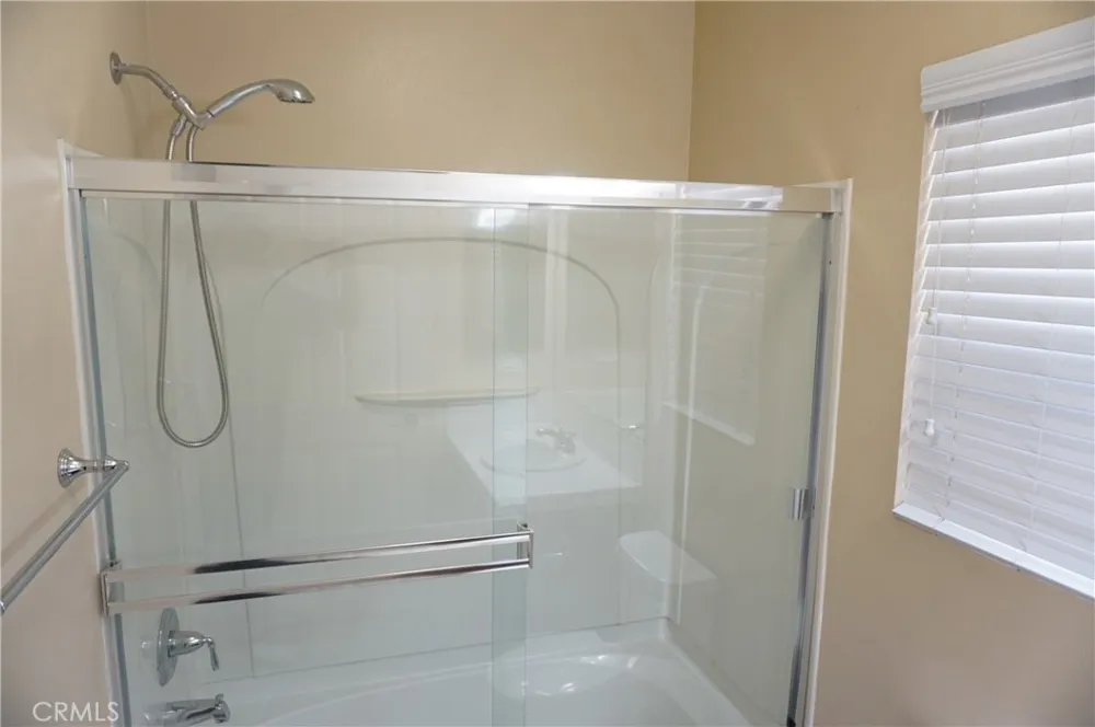 11855 Birch Grove Sylmar, CA 91342