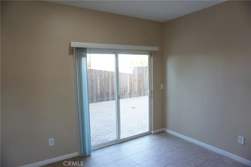 11855 Birch Grove Sylmar, CA 91342