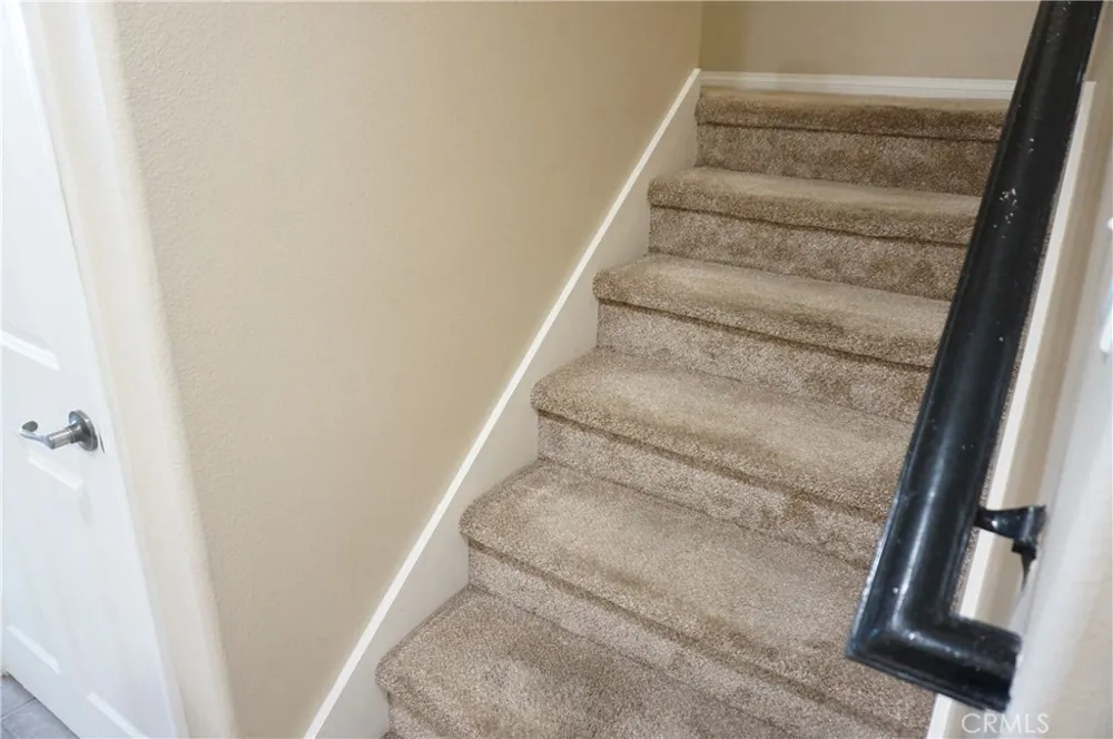 11855 Birch Grove Sylmar, CA 91342