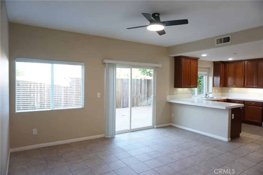11855 Birch Grove Sylmar, CA 91342