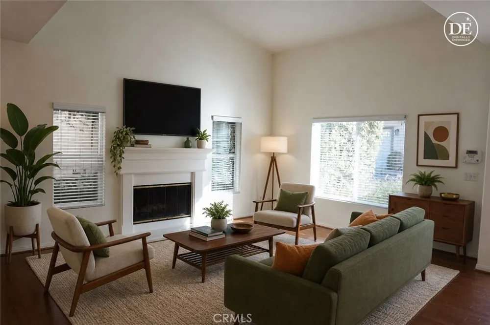 11855 Birch Grove Sylmar, CA 91342