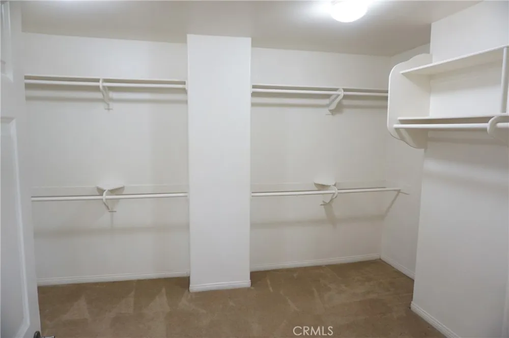 11855 Birch Grove Sylmar, CA 91342