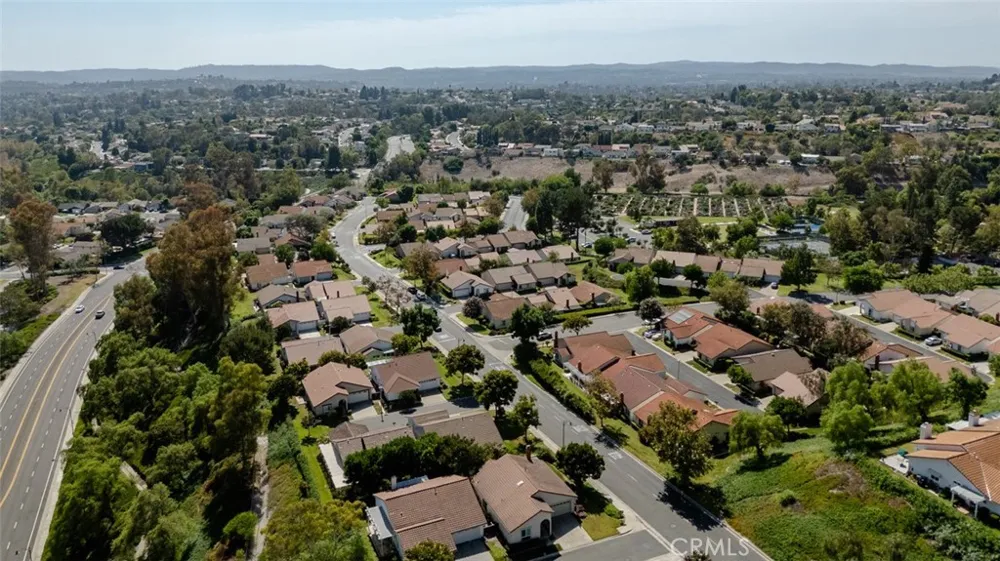 27792 Via Granados Mission Viejo, CA 92692