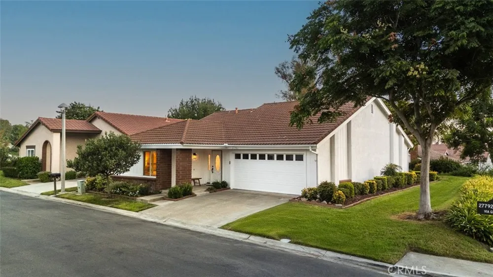 27792 Via Granados Mission Viejo, CA 92692